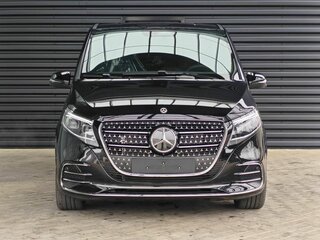 2025 Mercedes-Benz V-Класс Extra Long 300 d экстра длинный III (W447) Рестайлинг 2, чёрный, 14190000 рублей, вид 2