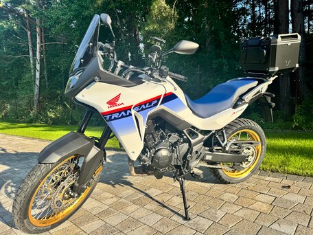 2023 Honda XL750 Transalp, белый, 1300000 рублей, вид 2