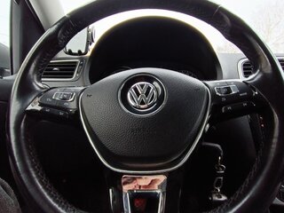 2018 Volkswagen Polo V Рестайлинг, серый, 1050000 рублей, вид 4