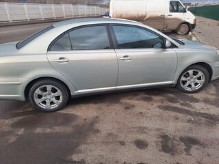 2007 Toyota Avensis II Рестайлинг, серебристый, 800000 рублей, вид 2