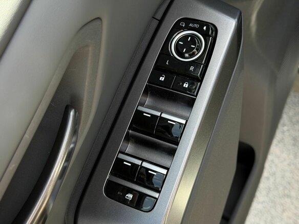 2026 Toyota RAV4 VI (XA60), белый, 4300000 рублей - вид 15