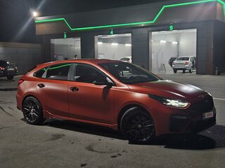 2019 Kia K3 II, красный, 1999999 рублей, вид 3