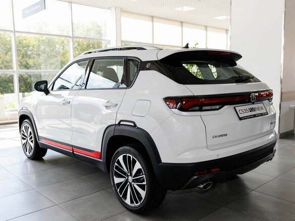 2025 Changan CS35 Plus I Рестайлинг, белый - вид 4
