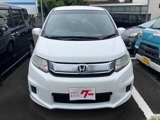 2014 Honda Freed Spike I Рестайлинг, белый, 780000 рублей, вид 2