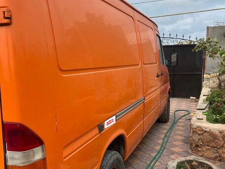 1998 Mercedes-Benz Sprinter, оранжевый, 999999 рублей, вид 4