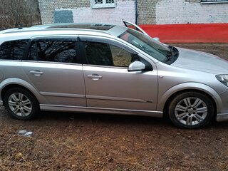 2007 Opel Astra H Рестайлинг, серебристый, 530000 рублей, вид 3
