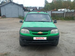 2009 Chevrolet Niva I Рестайлинг, зелёный, 350000 рублей, вид 1