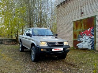 2005 Mitsubishi L200 III, серебристый, 1150000 рублей, вид 3