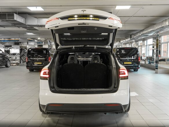 2016 Tesla Model X P90D I, белый, 7500000 рублей - вид 35