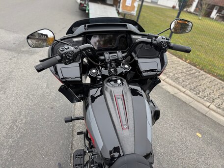 2025 Harley-Davidson CVO Road Glide ST, чёрный, 5399000 рублей, вид 5