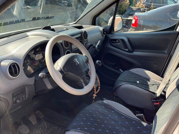 2012 Peugeot Partner, белый, 780000 рублей - вид 4