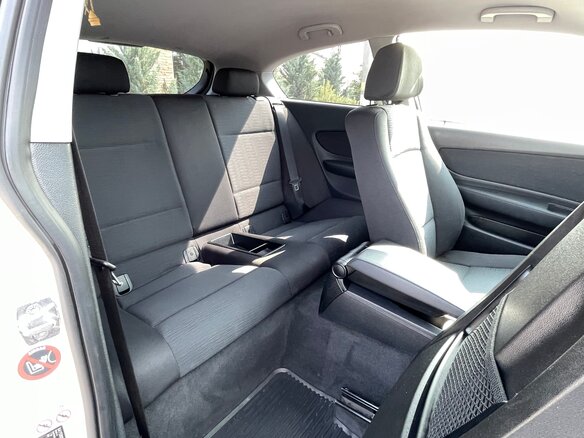 2011 BMW 1 серии 116i I (E81/E82/E87/E88) Рестайлинг, белый, 900000 рублей - вид 14