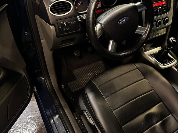 2011 Ford Focus II Рестайлинг, синий - вид 12