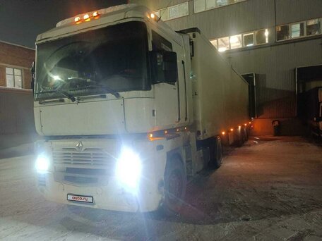 2000 Renault Magnum, белый, 1200000 рублей, вид 1