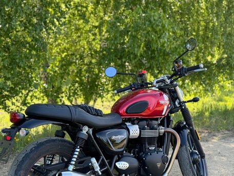 2017 Triumph Street Twin, красный, 855000 рублей, вид 4