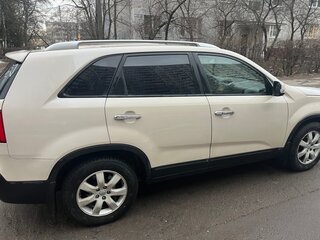 2010 Kia Sorento II, бежевый, 1450000 рублей, вид 4