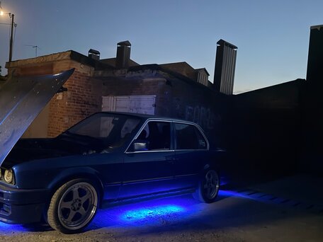 1985 BMW 3 серии 318i II (E30), синий, 300000 рублей, вид 1