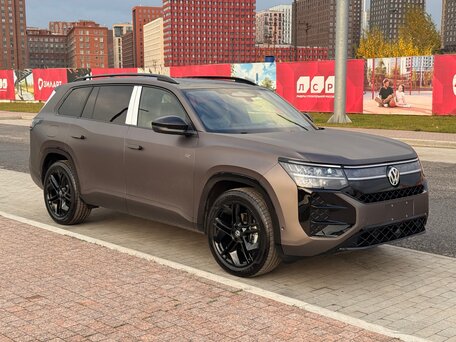 2026 Volkswagen Teramont Pro II (China Market), коричневый, 5140000 рублей, вид 3