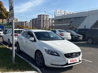 2014 Volvo V40 II, белый, 1370000 рублей, вид 2