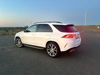 2019 Mercedes-Benz GLE 350 d II (V167), белый, 6250000 рублей, вид 3