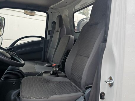 2024 Isuzu Elf (N-series), белый, 8500000 рублей, вид 3