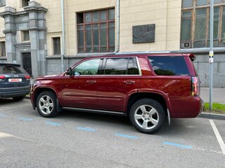 2019 Chevrolet Tahoe IV, красный, 4450000 рублей, вид 4