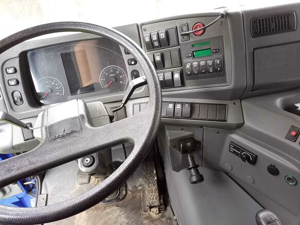 2022 МАЗ 643228, синий, 13000000 рублей - вид 5