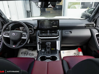 2024 Toyota Land Cruiser 300 Series, белый, 13590000 рублей, вид 5