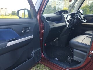 2020 Toyota Roomy I, красный, 1100000 рублей, вид 5