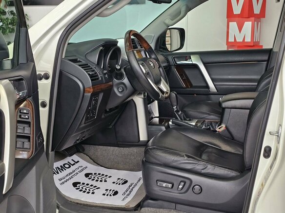 2010 Toyota Land Cruiser Prado 150 Series, белый - вид 9