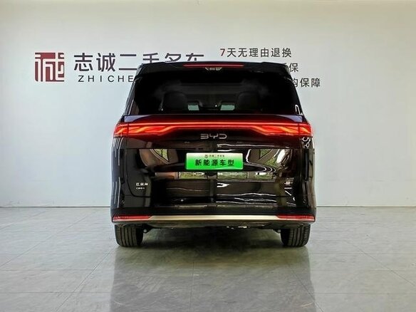 2025 BYD Xia (M9) 20.39 kWh, чёрный, 4050000 рублей - вид 5