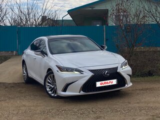 2020 Lexus ES 250 VII, белый, 5100000 рублей, вид 3