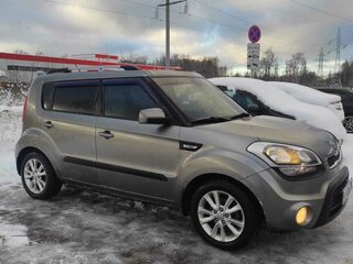 2011 Kia Soul I Рестайлинг, серебристый, 1100000 рублей, вид 2