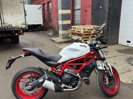 2017 Ducati Monster 797, белый, 700000 рублей, вид 4