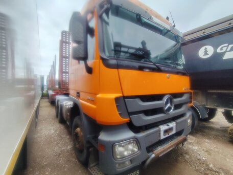 2015 Mercedes-Benz Actros, оранжевый, 3698000 рублей, вид 3
