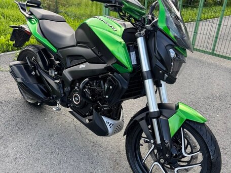 2023 Bajaj Dominar 400, зелёный, 410000 рублей, вид 3