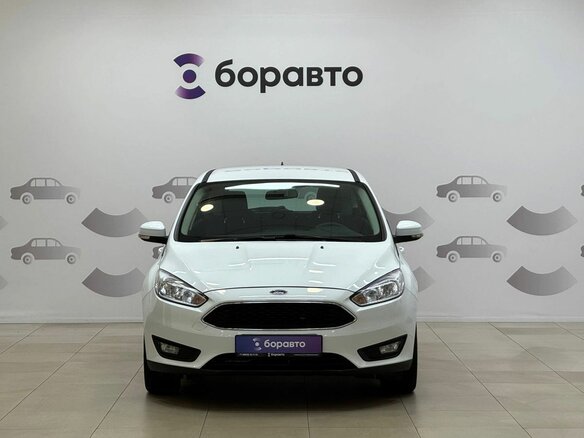 2018 Ford Focus III Рестайлинг, белый, 1235000 рублей - вид 1