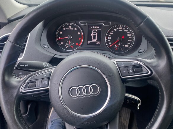 2014 Audi Q3 I (8U), чёрный, 1800000 рублей - вид 5