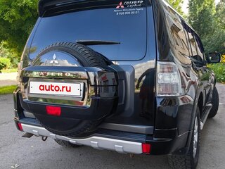 2013 Mitsubishi Pajero IV Рестайлинг 1, чёрный, 1950000 рублей, вид 4