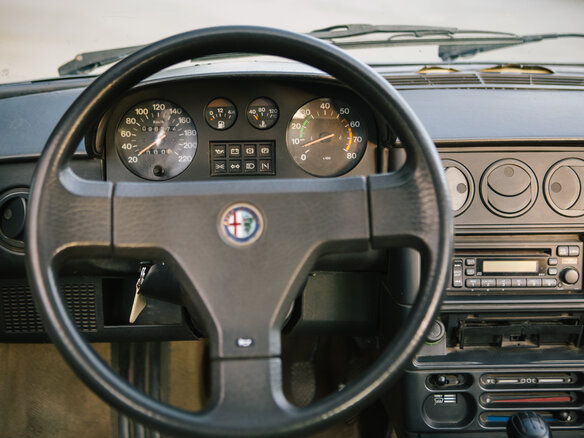 1989 Alfa Romeo 33 I Рестайлинг, зелёный - вид 9