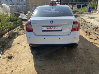 2015 Skoda Rapid I, белый, 650000 рублей, вид 3