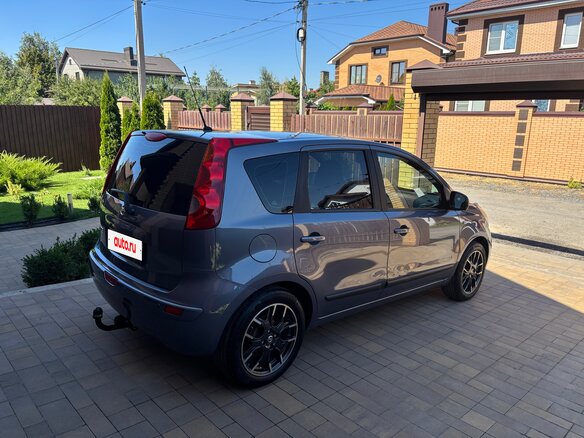 2008 Nissan Note I, серый, 800000 рублей - вид 11
