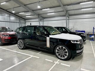 2024 Land Rover Range Rover P615 MHEV Long V, чёрный, 44000000 рублей, вид 1