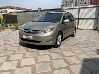 2007 Toyota Sienna II Рестайлинг, белый, 1100000 рублей, вид 1