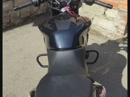 2023 Bajaj Pulsar N250, чёрный, 300000 рублей, вид 3