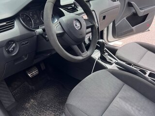 2016 Skoda Octavia III (A7), белый, 600000 рублей, вид 5