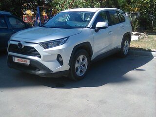 2022 Toyota RAV4 V (XA50), белый, 3450000 рублей, вид 1