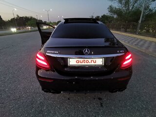 2016 Mercedes-Benz E-Класс AMG 43 AMG V (W213), чёрный, 3900000 рублей, вид 4