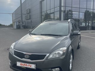 2010 Kia Ceed I Рестайлинг, серебристый, 800000 рублей, вид 4
