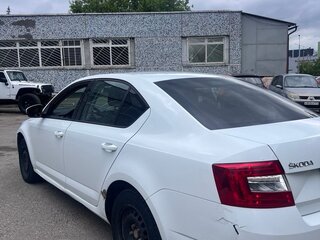 2016 Skoda Octavia III (A7), белый, 600000 рублей, вид 3